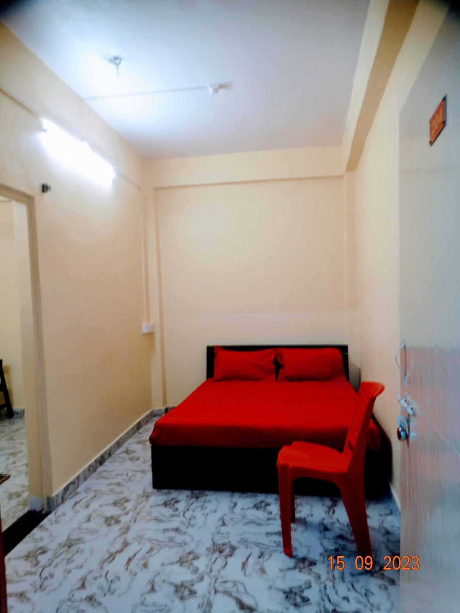 Shree Ram Sia Hotel An Unit Of Shree Ram Sia Trading And Residency Gaya Bagian luar foto